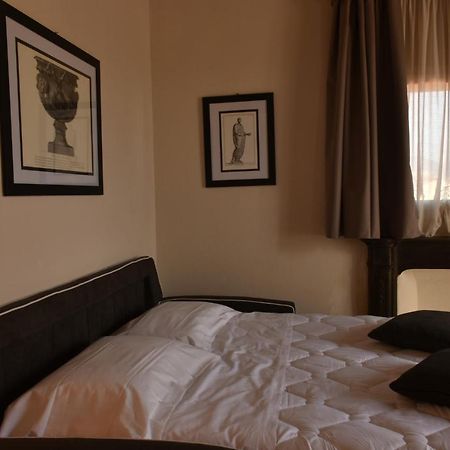 Hr Bedrooms In Firenze Eksteriør bilde